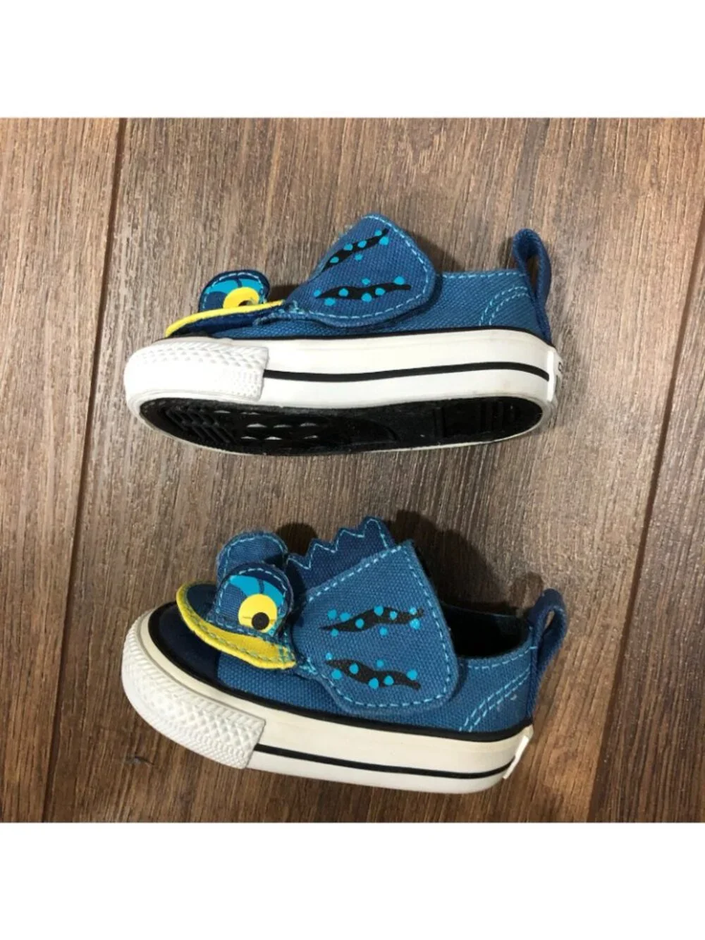 Converse Infant Baby Kids Unisex Iguana Lizard Dinosaur Shoes Sz 2 | 11cm